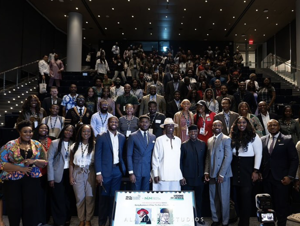 NIN summit group photo in auditorium